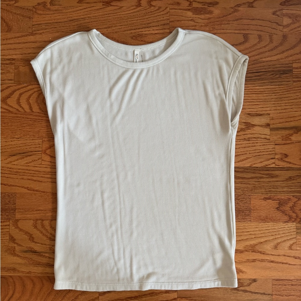 Be Cool Cal Sleeved Rib Top - Size M